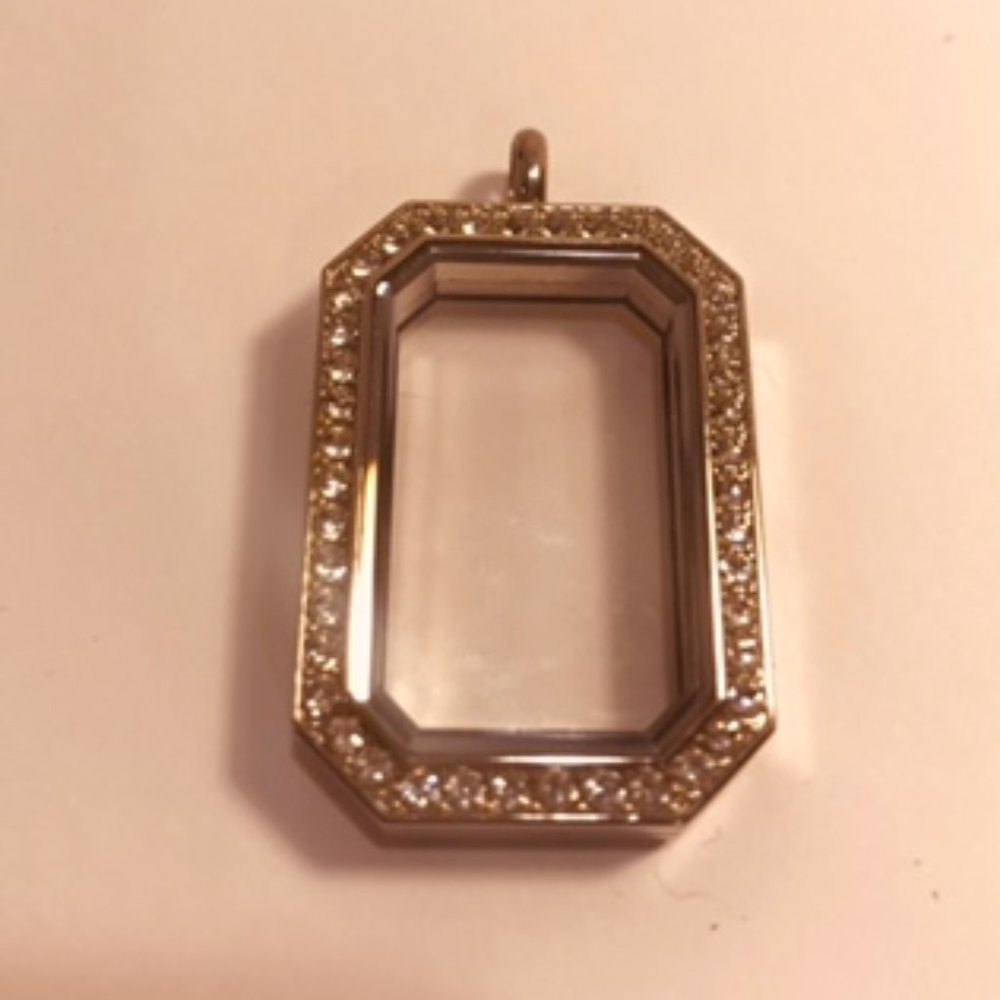 Origami Owl Rectangle Hinged Locket